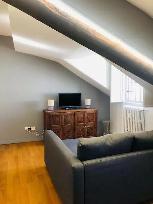 Loft House Via Della Spiga 50 Apartment Milan